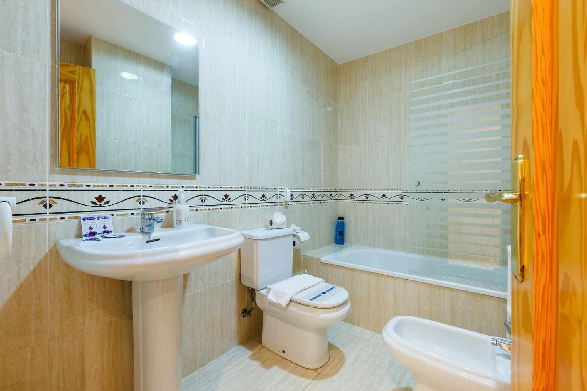 Apartamento Azucarera Beach Torre Del Mar Exterior photo
